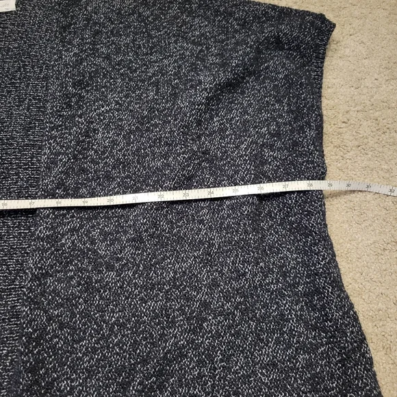 Aritzia Community Oversized Cocoon Open Front Knit Cardigan - Picture 9 of 11